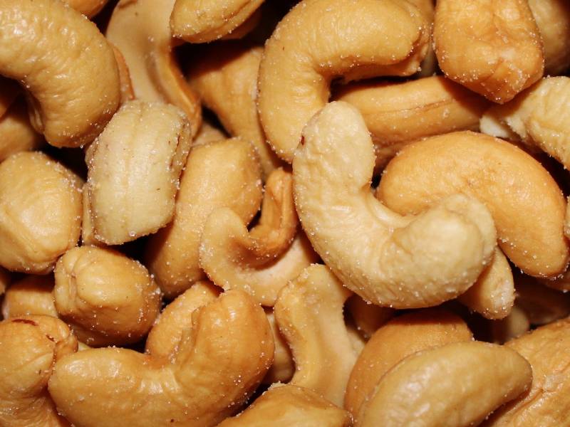 Pourquoi installer un distributeur automatique de snacks dans un établissement de santé à Bègles en Gironde? 