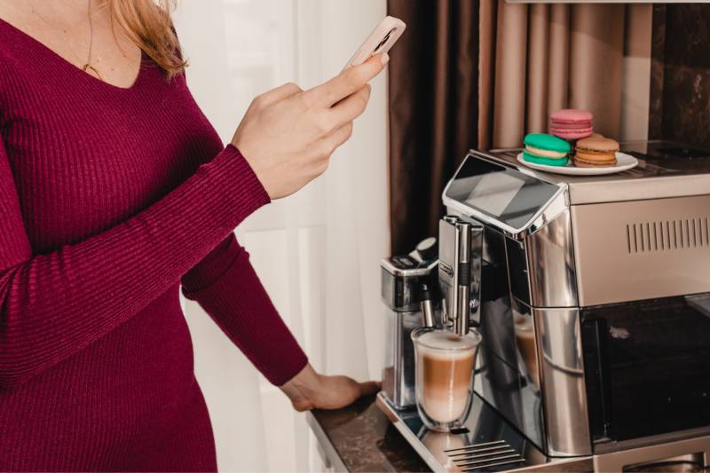 Trouver une société locale et sérieuse pour la création d'un coffee corner dans une entreprise de bâtiments et travaux publics à Pessac, à côté de Bordeaux.