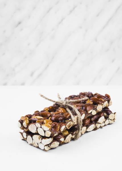 Qui peut assurer la maintenance et le réassort d'un distributeur de snacks à Bordeaux?