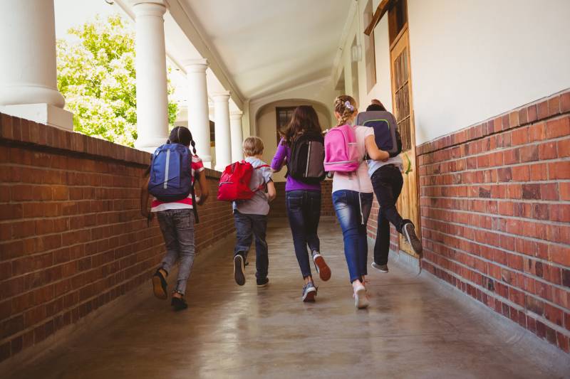 Trouver une entreprise pour installer un distributeur de café dans un établissement scolaire de Pessac, à côté de Bordeaux, en Gironde