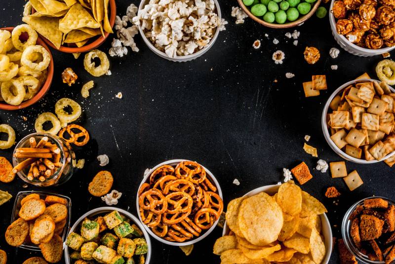 Quels produits choisir pour remplir un distributeur de snacks dans un établissement scolaire autour de Libourne, en Gironde?
