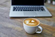 Notre zone d'activité pour ce service Mise à disposition de distributeurs automatiques de boissons chaudes pour TPE avec option café, chocolat, et thés bio